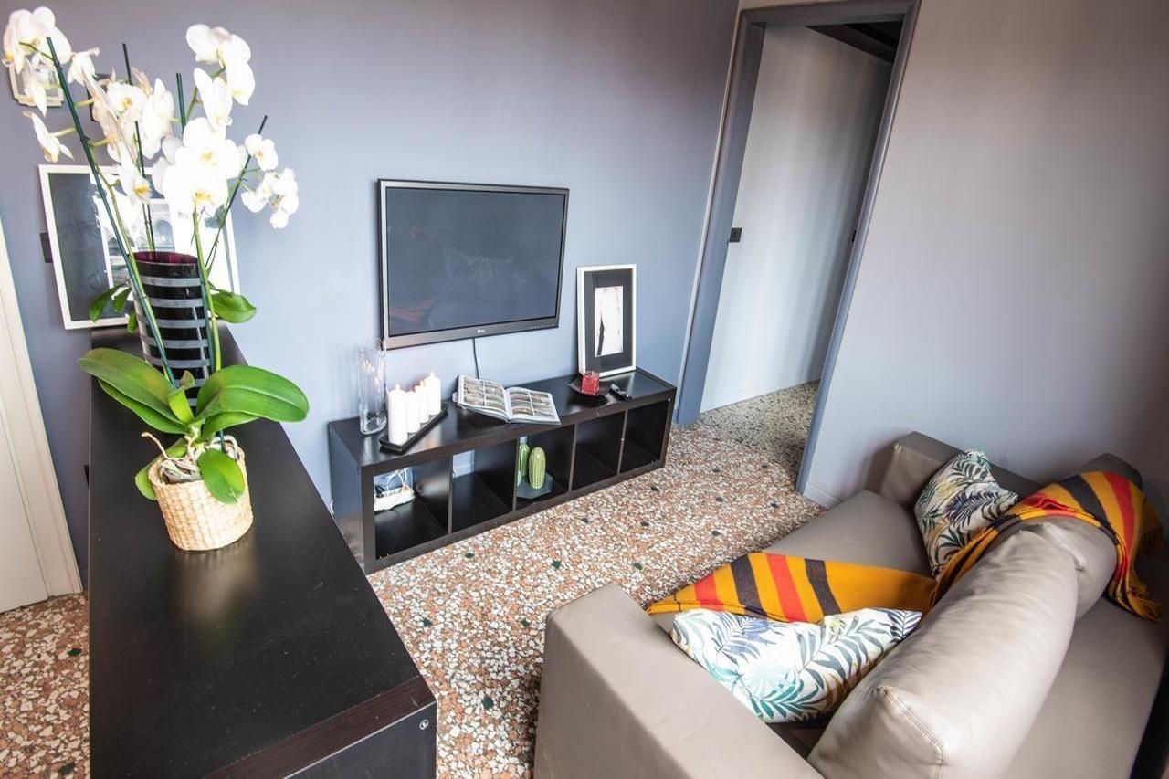 Greci Design Terrace Apartment เวนิส ภายนอก รูปภาพ