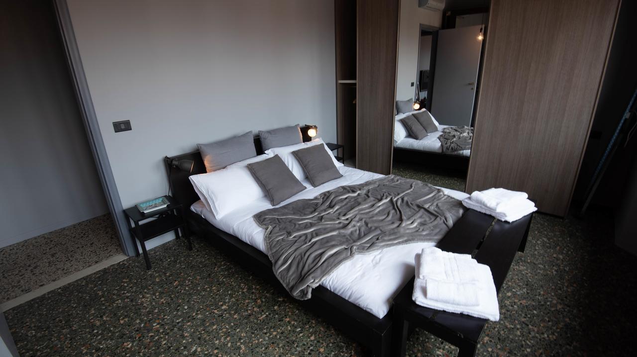 Greci Design Terrace Apartment เวนิส ภายนอก รูปภาพ